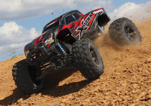 X-Maxx-Gallery-LG-Action_0022