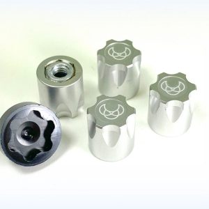 1:10 Alu. Hub Nut M4 silver (4)