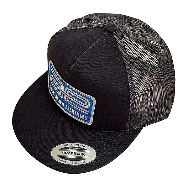 Team Associated AE Logo Trucker Hat, flat bill, black