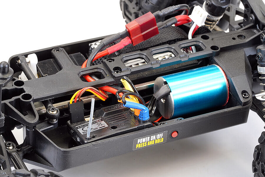 FTX TRACER 1/16 4WD MONSTER TRUCK RTR - BLUE
